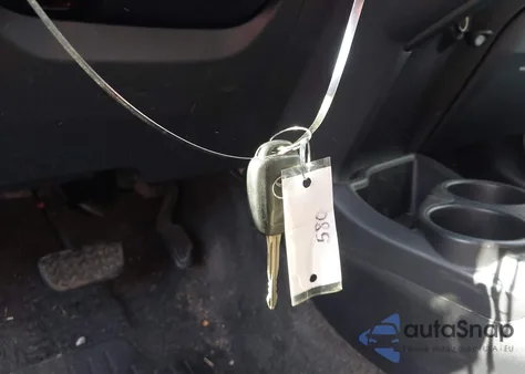 2013 Toyota Prius C Two из США, поврежденный, VIN JTDKDTB36D1048933